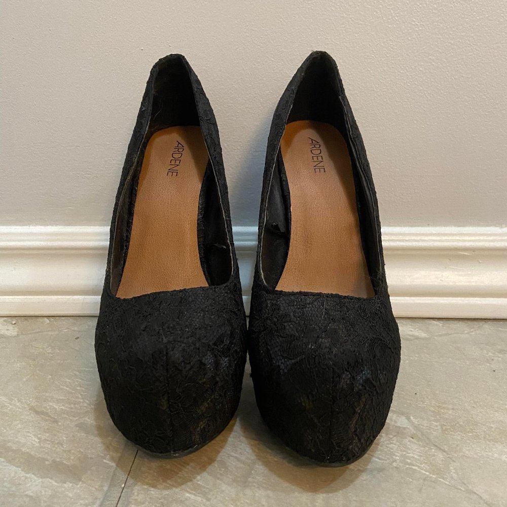 Black Lace Platform High Heels, size 7